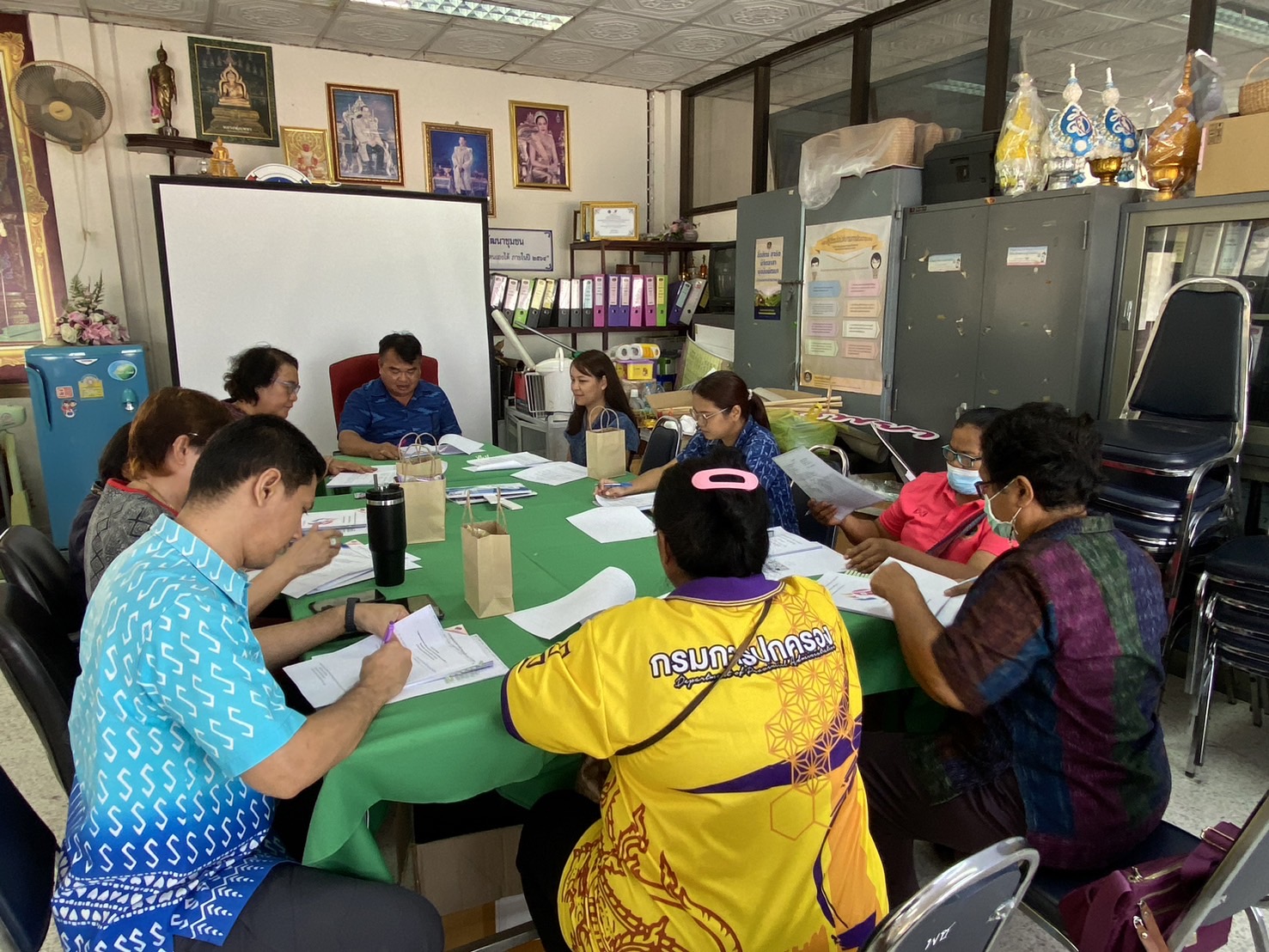 สพอ.สรรพยา จังหวัดชัยนาท จัดประชุมคณะอนุกรรมการกลั่นกรองและติดตามการดำเนินงานกองทุน พัฒนาบทบาทสตรีอำเภอเมืองชัยนาทครั้งที่ 2/2567